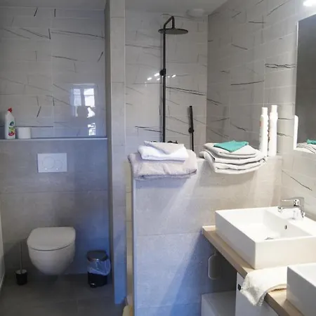 Kazadiza Superbe T4, Classe 3 Etoiles, Sur Le Port Apartment