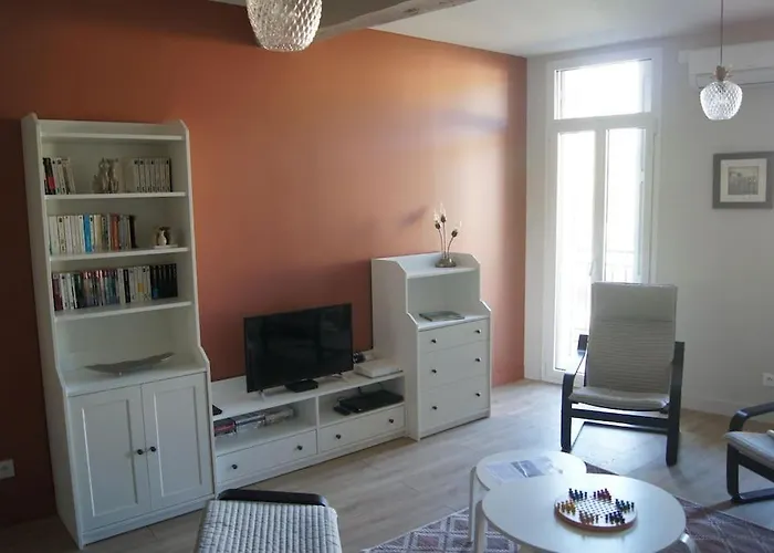 Kazadiza Superbe T4, Classe 3 Etoiles, Sur Le